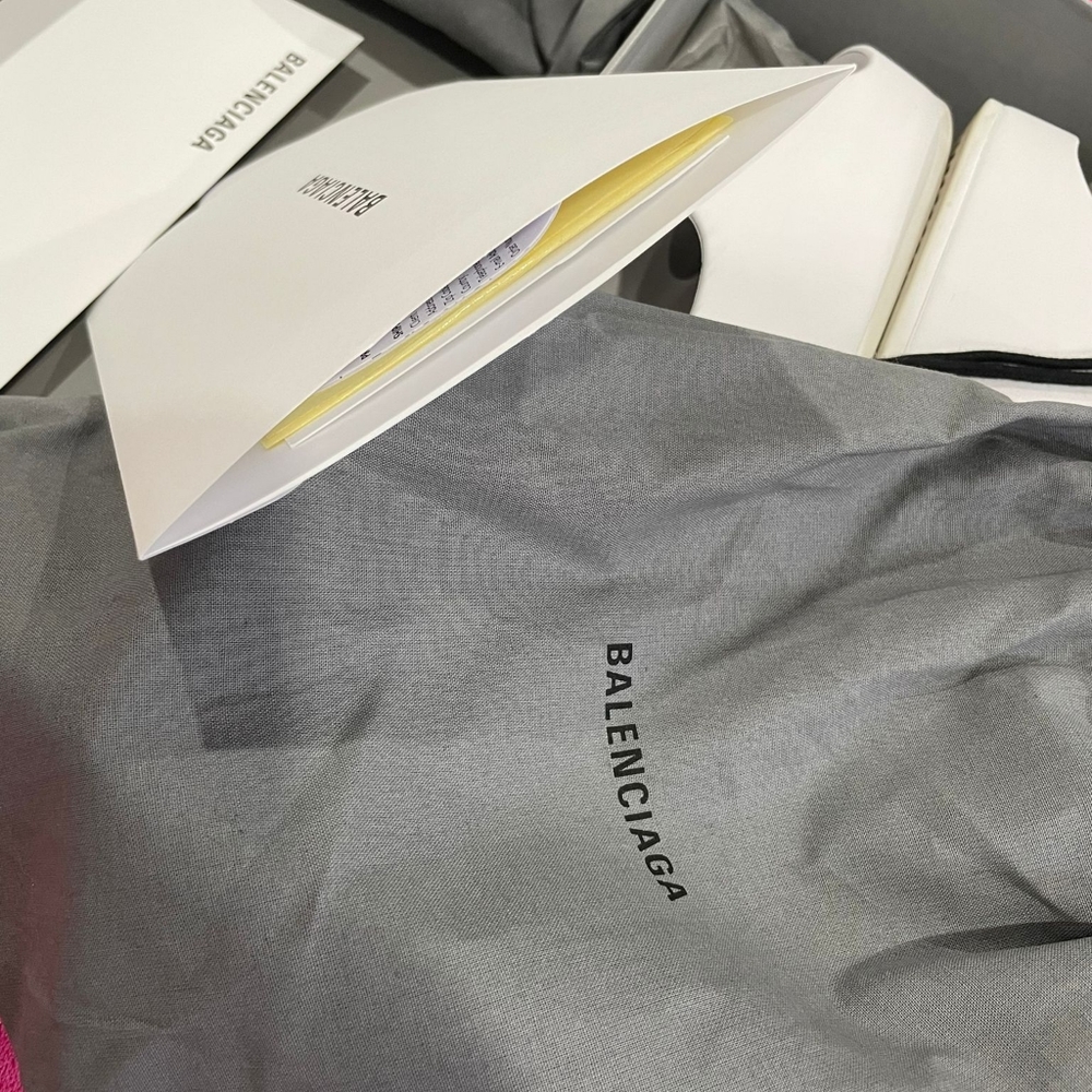 Balenciaga Chunky slide Rubber/Logo Authentic. Two summer used. - Picture 6 of 8